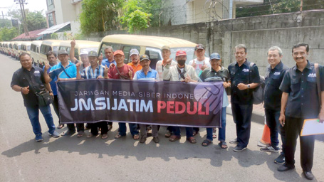 JMSI Jatim Peduli, Berikan Bantuan kepada Sopir Angkot