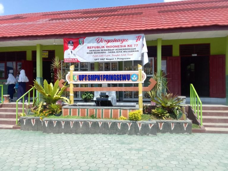 KUPT SMPN 1 Pringsewu Disinyalir Melakukan Pungli, Orang Tua Siswa Resah