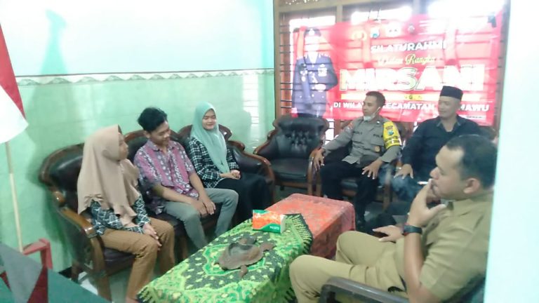 Bhabinkamtibmas Desa Ringinanom Laksanakan Giat “Mirsani” Di Wilayah Binaannya.