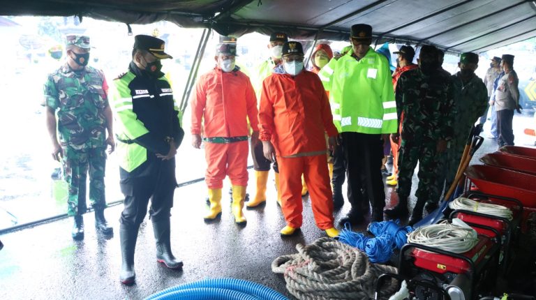 Pemkot Blitar Bersama Polres Blitar Kota dan Kodim 0808 Gelar Apel Kesiapsiagaan Tanggap Bencana