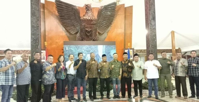 Wakil Bupati dan Walikota se-Jatim Berkumpul di Pendopo RHN Malam-malam, Ada Apa ?