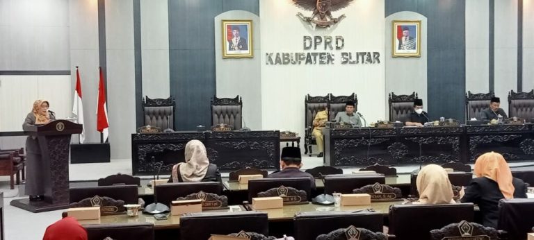 RAPARSUS, DPRD KABUPATEN BLITAR SAMPAIKAN LAPORAN RESES INFRASTRUKTUR 