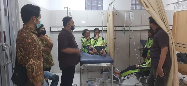 Siswa SD Negeri Bacem 04 Diduga Keracunan Usai Makan Jelly