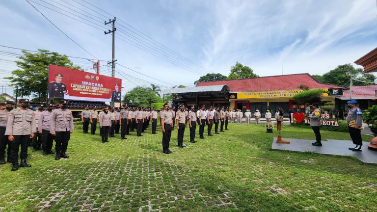 48 Personil Perwira Dan Bintara Polres Blitar Kota Periode 01 Januari 2023 Naik Pangkat