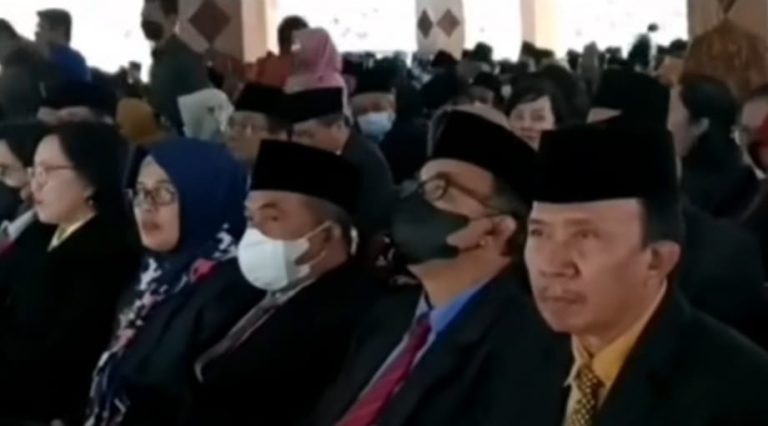 BUPATI BLITAR KURANG KORDINASII DENGAN STAKEHOLDER YANG ADA TERKAIT ANCAMAN MUNDUR WABUP