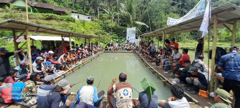 Siap Memenangkan Prabowo Subianto, Partai Gerindra Kabupaten Blitar Gelar Mancing Gratis