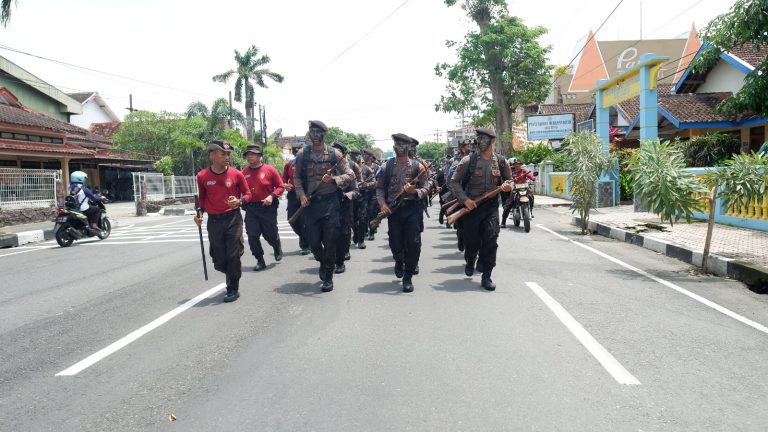 36 Bintara Remaja Polres Blitar Kota Ikuti Pembinaan Tradisi