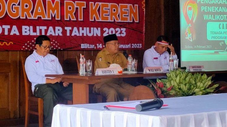 Walikota Blitar Resmikan Bimtek Program RT Keren 2023