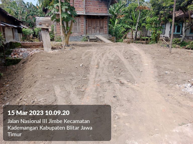 DIDUGA STAFF DESA JIMBE SALAHGUNAKAN JABATAN MENJUAL TANAH GALIAN PROYEK