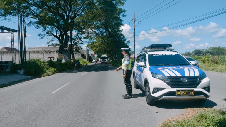 Patroli Mobil Incar Satlantas Polres Blitar