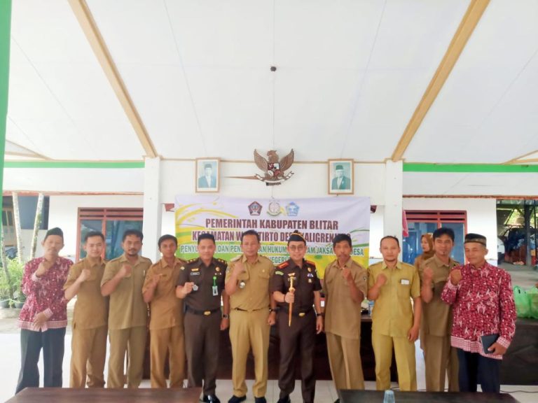 Penyuluhan Dan Penerangan Hukum Program Jaksa Desa Kejaksaan Negeri Blitar