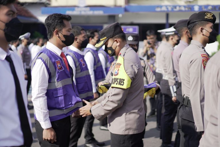 Polres Blitar Kota Tugaskan 350 Anggota Jadi Polisi RW