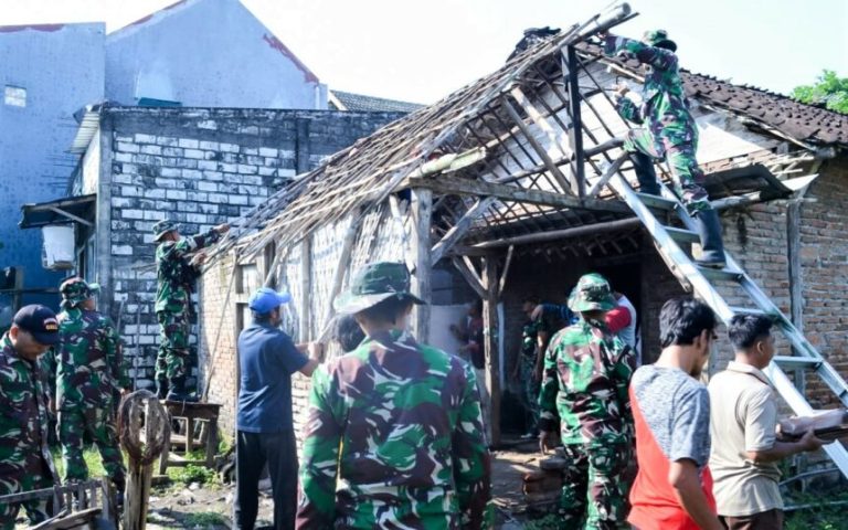 Kodim 0813 Bojonegoro Gelar Karya Bakti TNI  Satkowil Semester I Tahun 2023