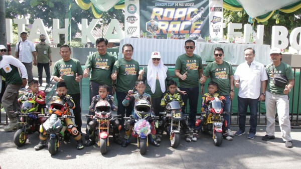 Dukung Olahraga Racing, Bupati Bojonegoro Hadiri Dandim 0813 Cup Road Race