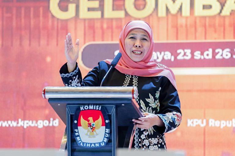 Gubernur Khofifah Ajak Seluruh Pihak Bantu KPU Sukseskan Pesta Demokrasi