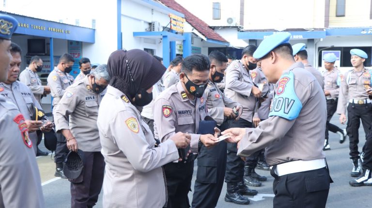 Bidpropam Polda Jatim Gelar Gaktibplin Di Polres Blitar Kota