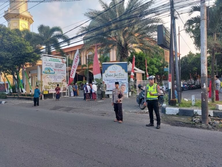 Polres Gresik Jamin Keamanan Perayaan Idul Adha 1444 H Terjunkan Ratusan Personel Gabungan