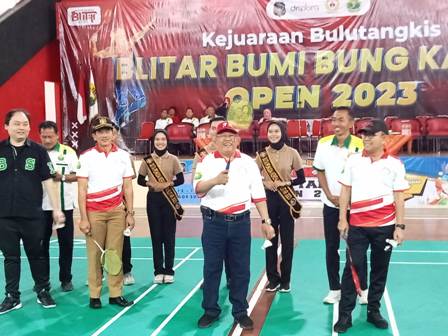 Walikota Blitar Buka Kejuaraan Bung Karno Bulutangkis Open 2023