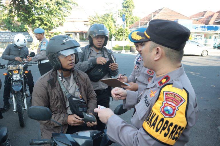 Operasi Patuh Semeru 2023 Polres Kediri Kota Gelar Gaktiplin Bagi Anggota Polri