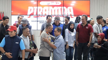 Kapolres Tulungagung AKBP Eko Hartanto Berpamitan Kepada Awak Media di Piramida