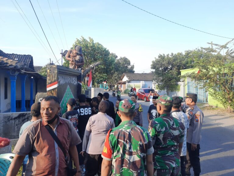 Kapolres Nganjuk Apresiasi Warga Pagar Nusa yang Bongkar Sendiri Tugu Perguruan Pencak Silatnya