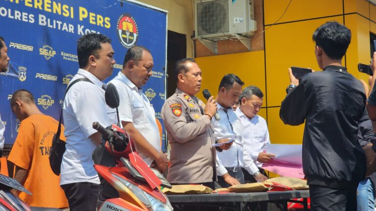 Unit Reskrim Polsek Ponggok Polres Blitar Kota Berhasil Ungkap Kasus Jambret, Curat Apotik dan Pencurian Handphone