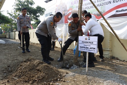 Kapolda Jatim Apresiasi Operasi Aman Suro 2023 di Kabupaten dan Kota Madiun Kondusif