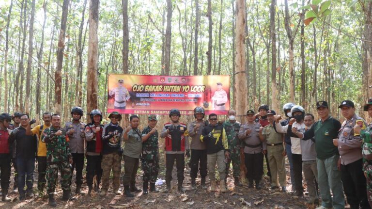 Cegah Karhutla, Polres Jepara Intensif Gelar Patroli di Hutan dan Edukasi Warga