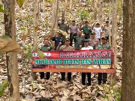 Sinergitas Polres Tulungagung bersama TNI dan Perhutani Gelar Patroli Cegah Karhutla