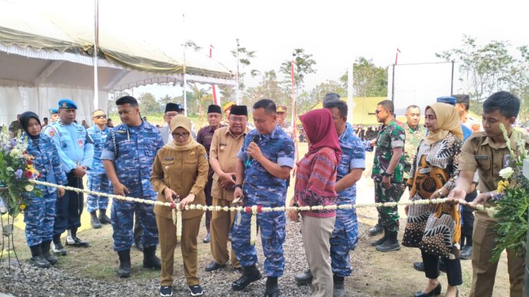 PERESMIAN KANTOR DETASEMEN LANUD ABDULRAHMAN SALEH DI BLITAR SEKALIGUS PERINGATAN HUT TNI KE-78