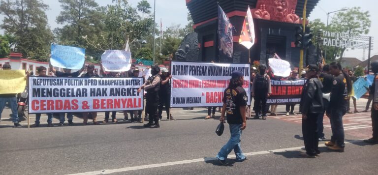 Ormas GPI Gelar Unjuk Rasa Maraknya Dugaan Pengambilan Kebijakan Dan Jalannya Pemerintahan Kabupaten Blitar Tak Sesuai Aturan