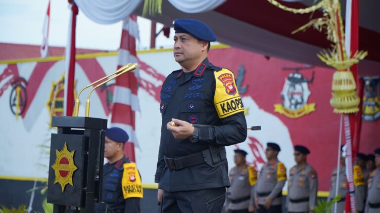 Kapolda Kalbar Pimpin Upacara HUT Ke 78 Korps Brimob Polri di Mako Satbrimobda Polda Kalbar