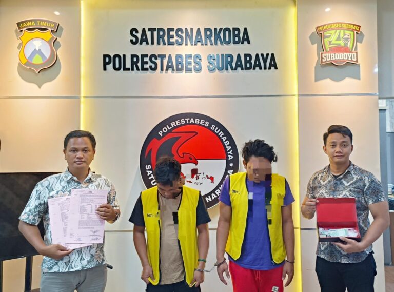 Polrestabes Surabaya Amankan Kakak Adik Diduga Edarkan Narkoba