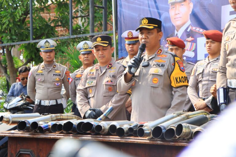 Jelang Nataru Polres Tuban Amankan Ratusan Kendaraan Roda Dua Berknalpot Brong