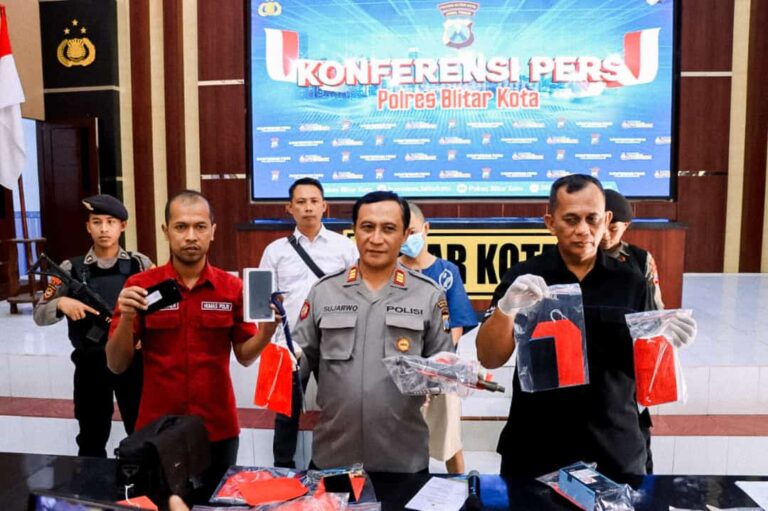 Polsek Ponggok Berhasil Ungkap Kasus Pencurian Konter HP