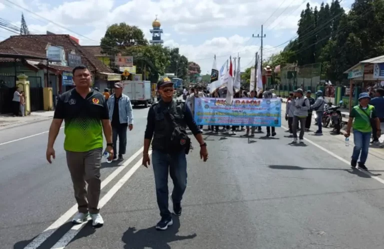 Tagih Janji Bupati, KONI Bersama Atlet Cabor Geruduk Kantor Pemkab Blitar