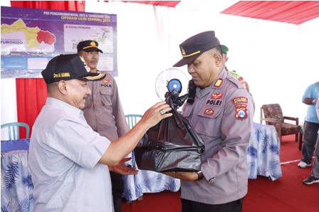 Beri Motivasi Petugas Operasi Lilin Semeru, Forkopimda Situbondo Kunjungi Pospam dan Posyan