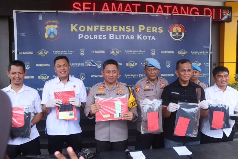 Polres Blitar Kota Ungkap Pelaku Pembunuhan 2 Wanita di Shelter Anjing Sananwetan Kota Blitar