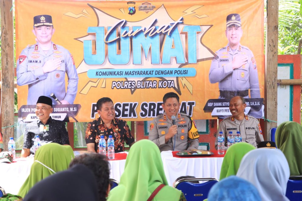 Jum’at Curhat Polres Blitar Kota, Warga Curhat Soal Pembuatan SIM