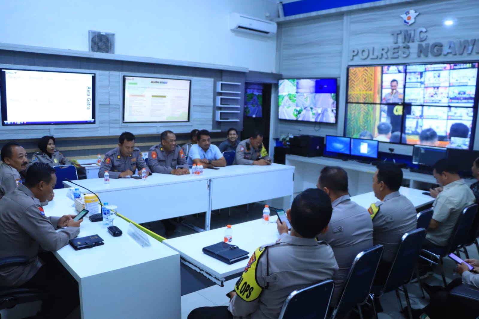 Polres Ngawi Mengikuti Zoom Meeting dengan BPK RI