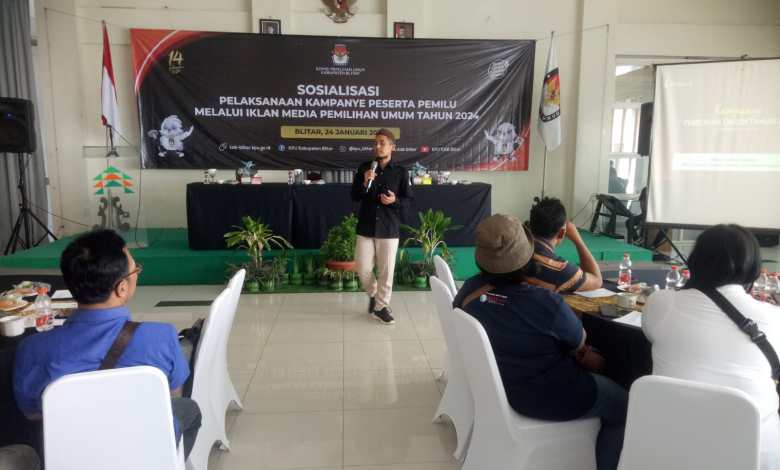 KPU Kabupaten Blitar Sosialisasikan  Pemasangan Iklan Kampanye Melalui Media