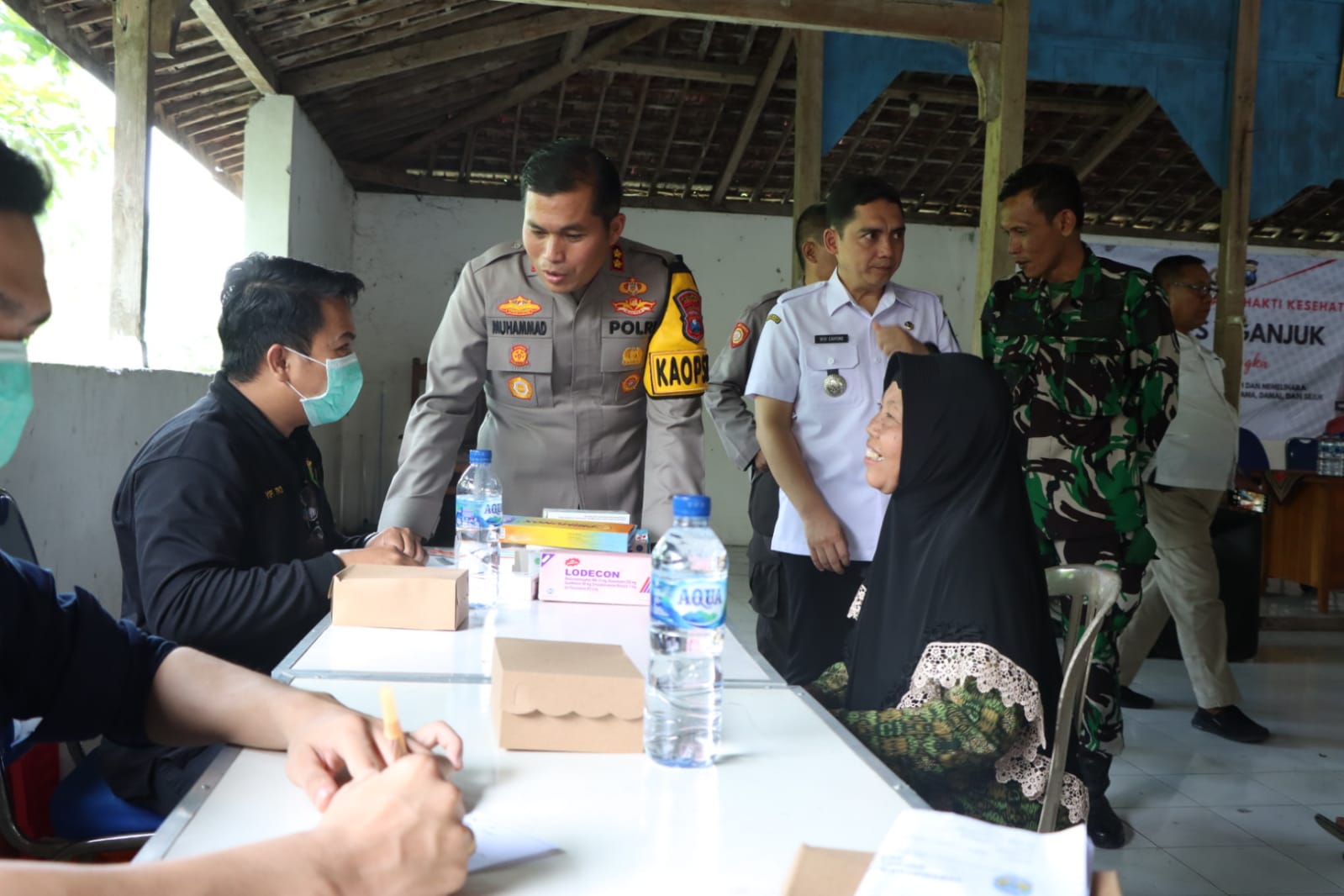 Polres Nganjuk Gencarkan Program NCS Melalui Baksos dan Pengobatan Gratis bagi Warga Desa Ngepung