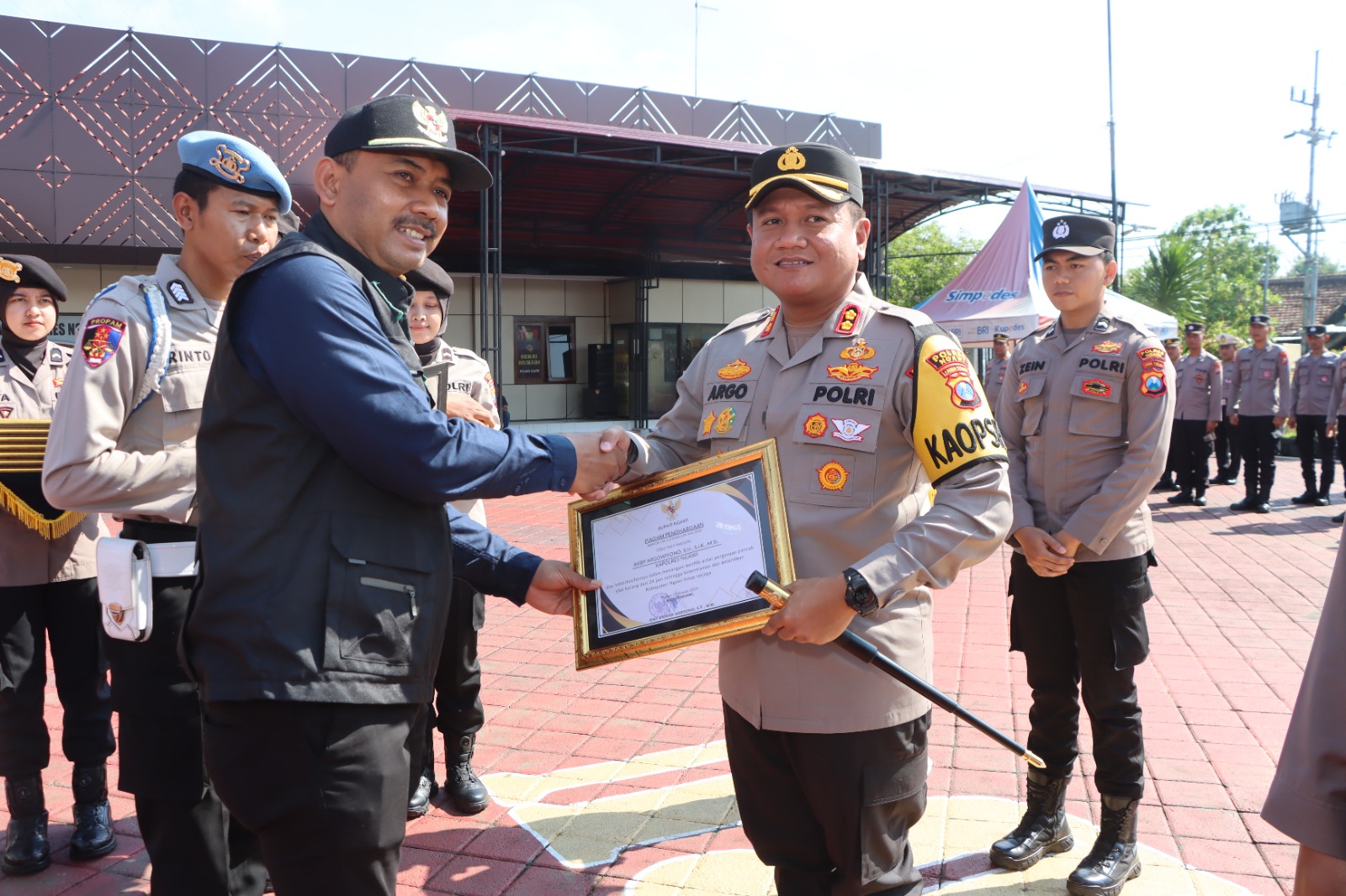 Sukses Atasi Konflik Antar Perguruan Silat, Bupati Beri Penghargaan Polres Ngawi