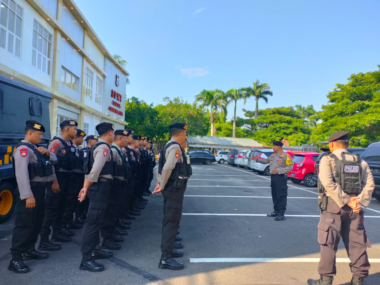 Polres Nganjuk Intensifkan Patroli Skala Besar Antisipasi Gangguan Saat Libur Panjang.