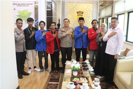 Kapolres Nganjuk Gelar Program Nusantara Cooling System Bersama Organisasi Mahasiswa di Nganjuk