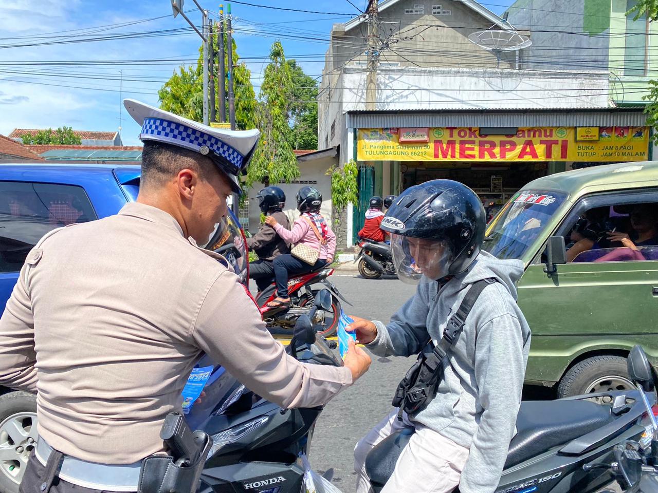 Gelar Operasi Keselamatan Semeru 2024, Polres Tulungagung Ajak Masyarakat Tertib Lalin