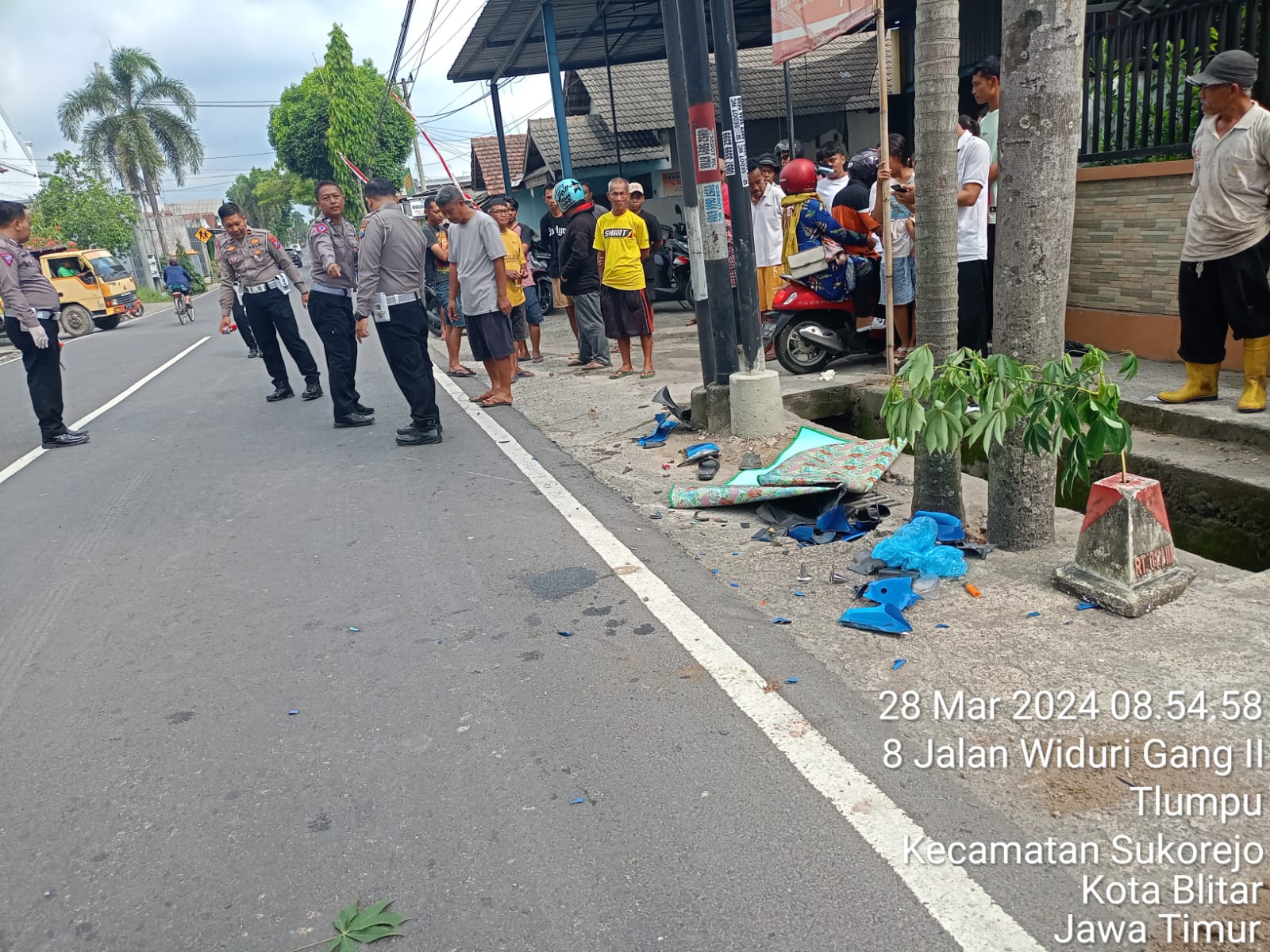 KECELAKAAN DI JL. WIDURI, PENGENDARA HONDA VARIO MENINGGAL DI TEMPAT