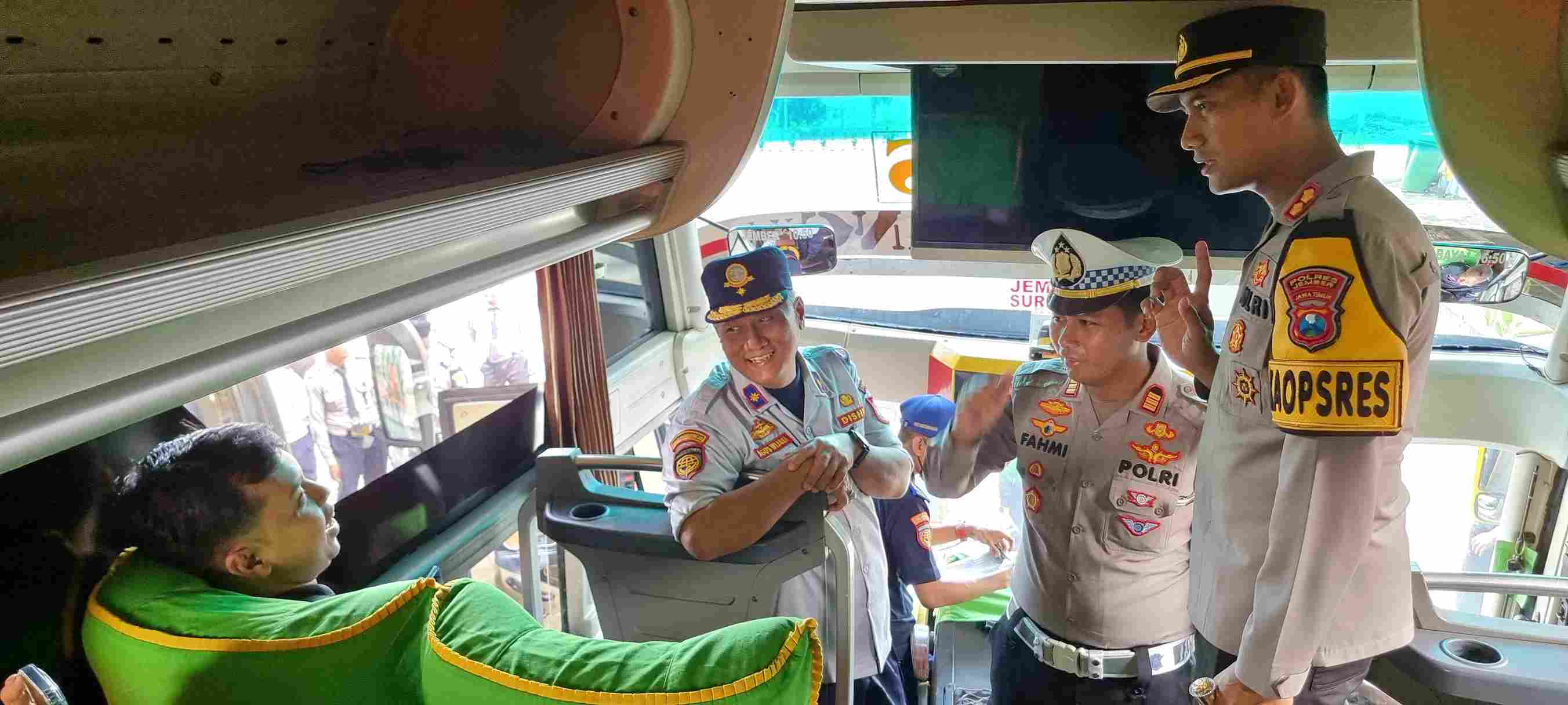 Cek Terminal Bus, Kapolres Jember Pastikan Kelayakan Angkutan Lebaran