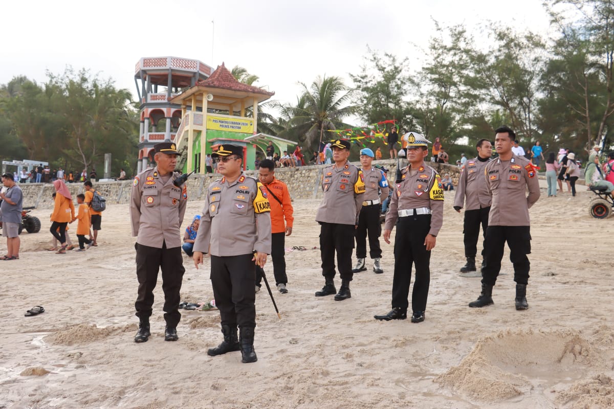 Polres Pacitan Siagakan Personel di Sejumlah Objek Wisata Pastikan Pengunjung Aman dan Nyaman