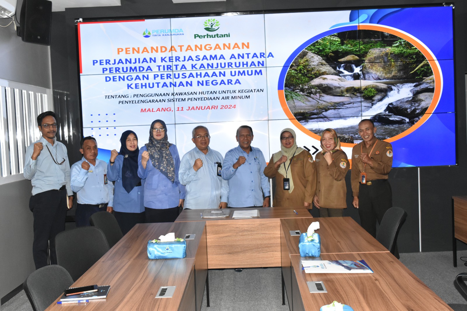 Kerjasama Perumda Tirta Kanjuruhan Dengan Perum Perhutani KPH Wilayah Malang.